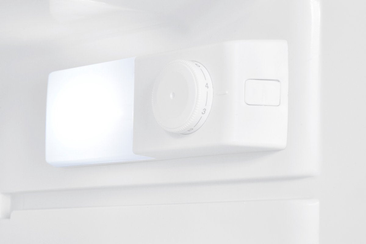 Wiggo WFR-BTT88E(W) - Inbouw koelkast - Vriesvak - Nis 88 cm - 118 liter - 3 plateaus - Sleepdeur - 5 jaar garantie - Wit