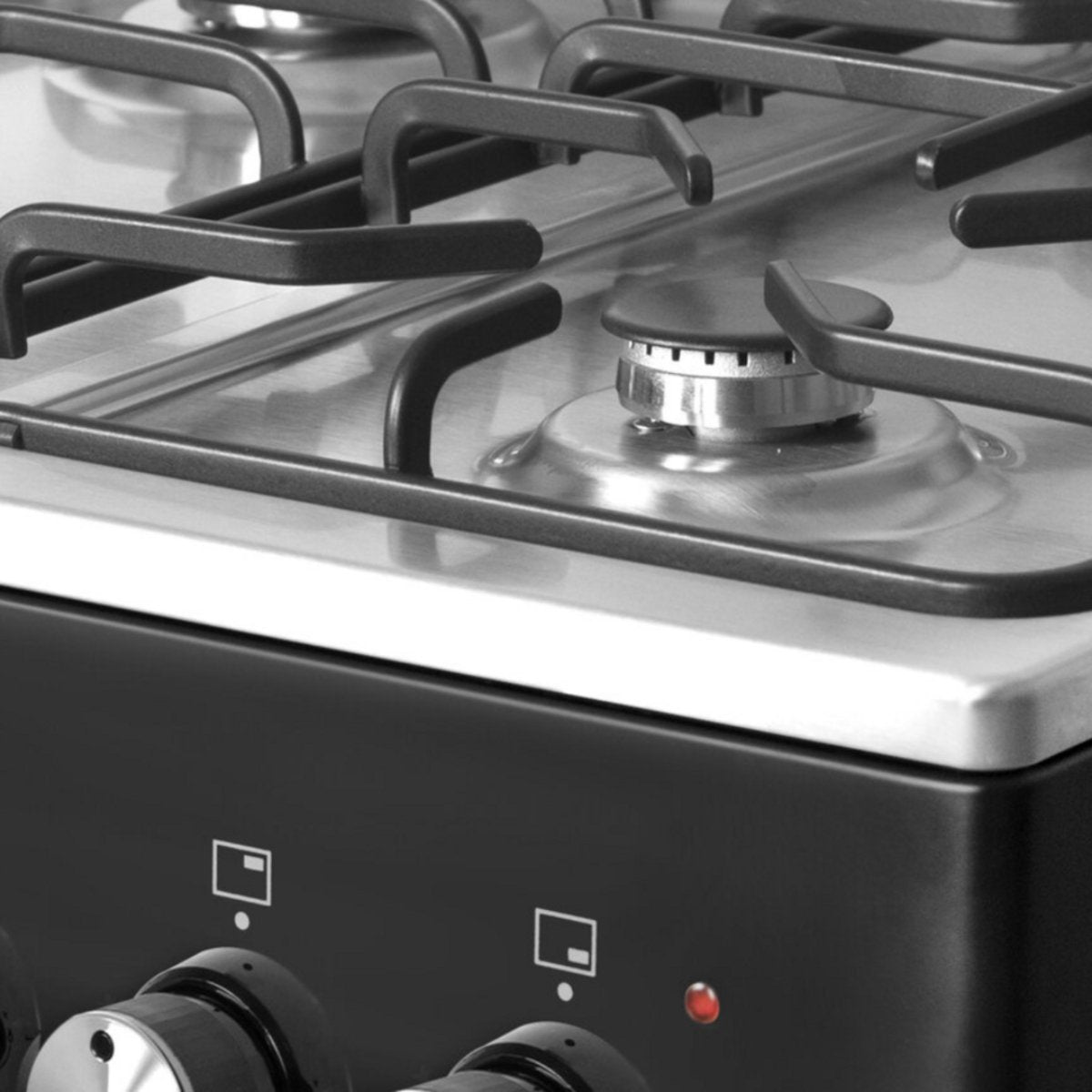 Wiggo WO-E605R(BX) – Vrijstaand gasfornuis – 60 cm – 4 kookzones – 56L elektrische oven – Zwart Roestvrijstaal – Elektrische vonkontsteking & vlambeveiliging – Energieklasse A